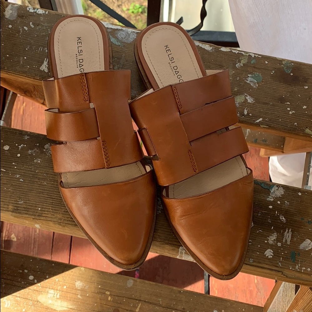 Kelsi dagger tan shoes